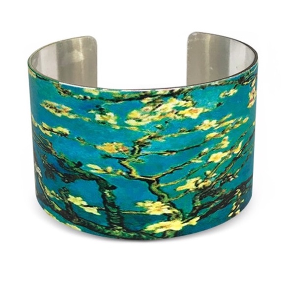 Jewelry - Wide cuff Art bracelet
